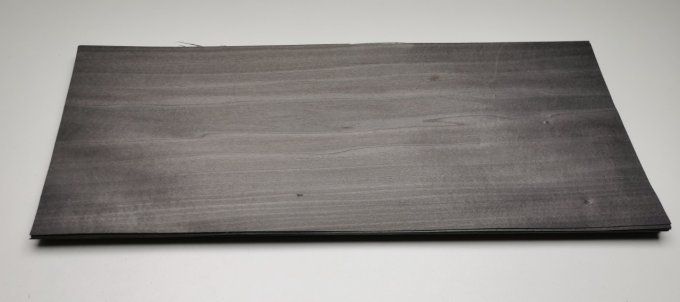 Tulipier teinté gris 60 x 22  cm 