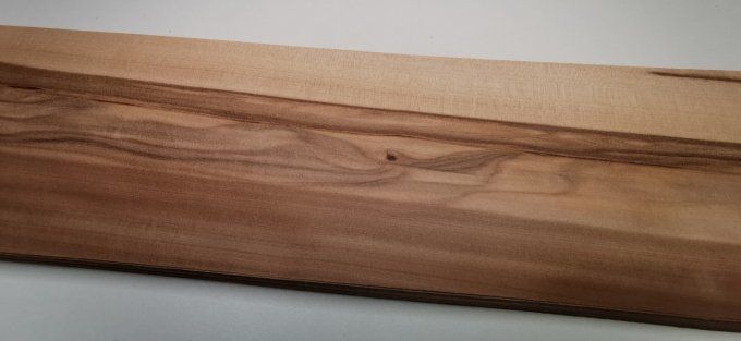 Satiné - Red gum 67 x 14 cm L16